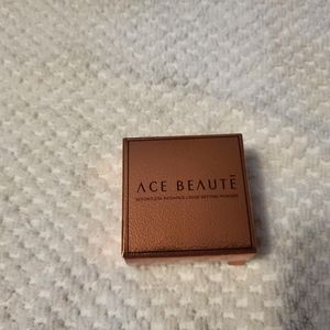 Ace Beaute setting powder